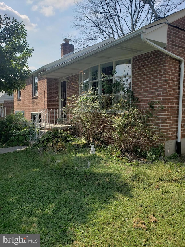 218 Grande Valley Rd, Reading, PA 19606 - photo 3