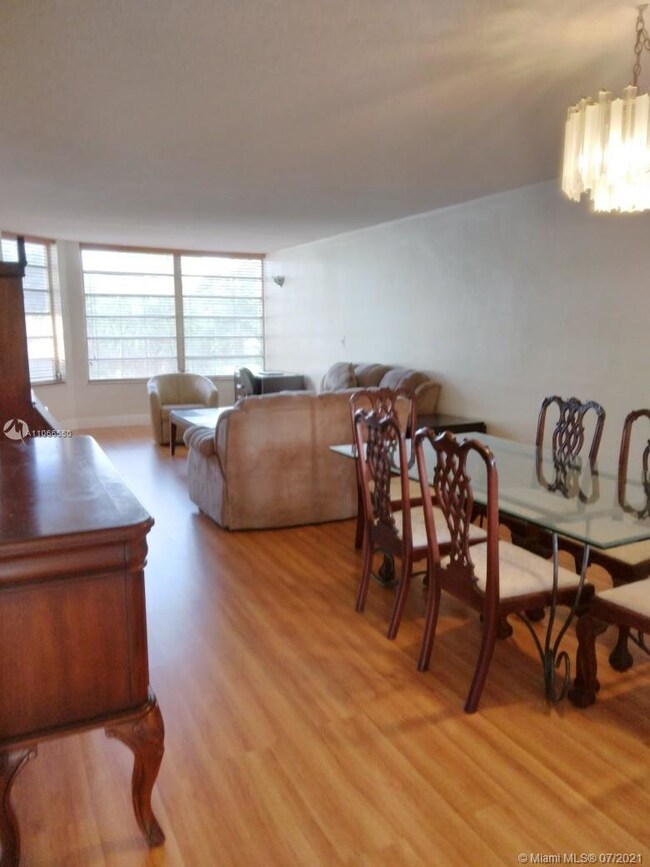 1701 NE 191st St unit A211, Miami, FL 33179 - photo 3