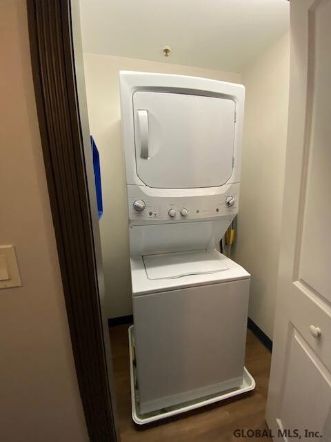 216 Glen St, Glens Falls, NY 12801 - photo 4