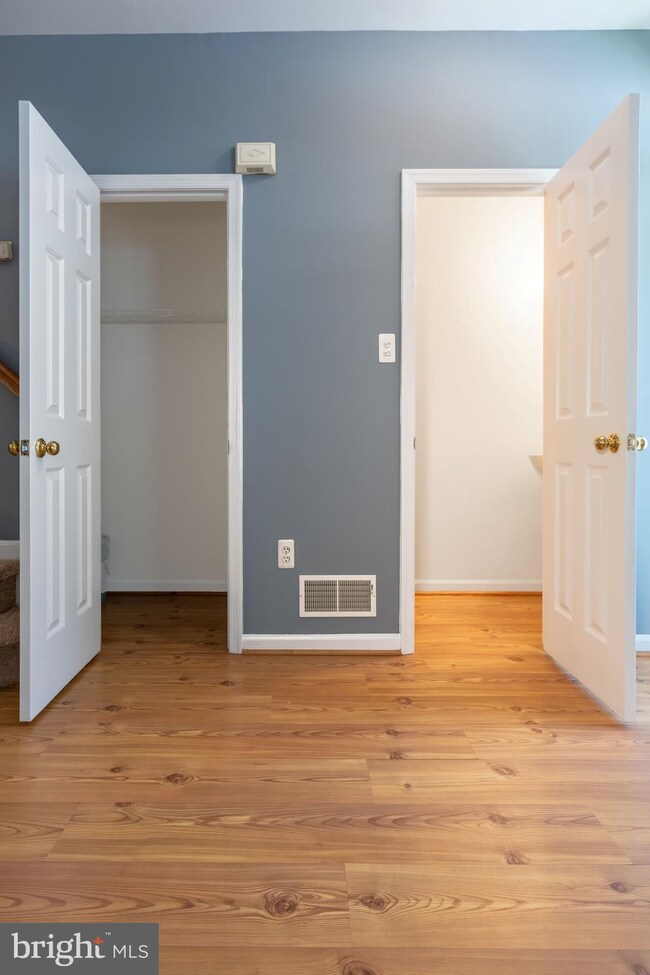 8312 Snowy Egrit Way unit 42, Lorton, VA 22079 - photo 5