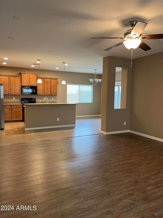 1401 W Apricot Ave, San Tan Valley, AZ 85140 - photo 5