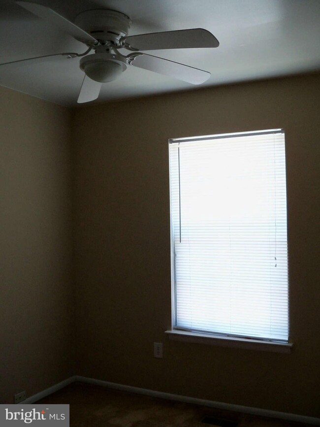 3820 Rolling Way, Nottingham, MD 21236 - photo 6