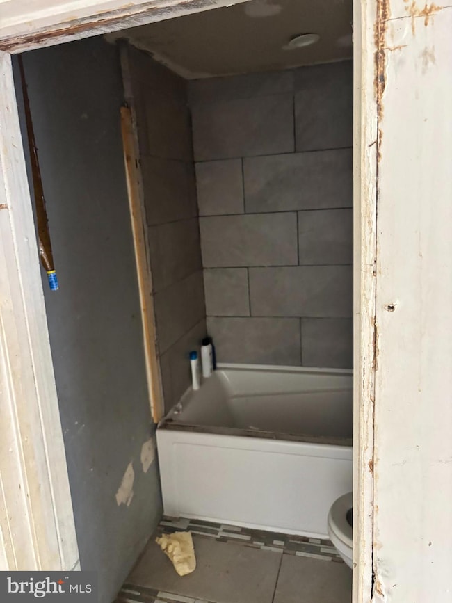 1938 Filmore St, Camden, NJ 08104 - photo 6