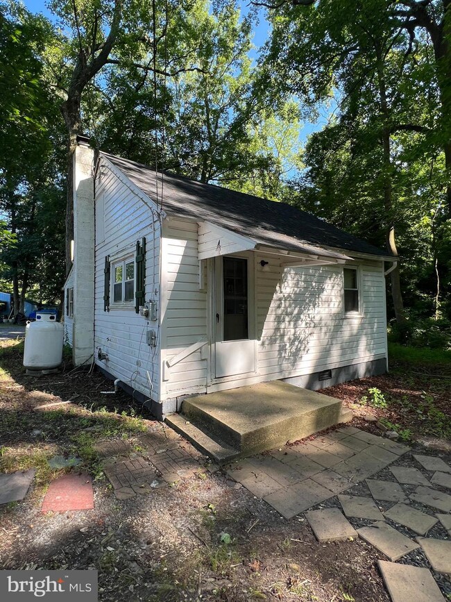 12 Shady Ln unit 4, Pemberton, NJ 08068 - photo 2