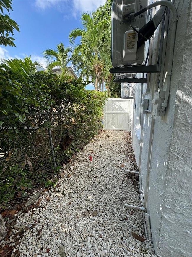 4028 SW 11th St unit 1, Coral Gables, FL 33134 - photo 2