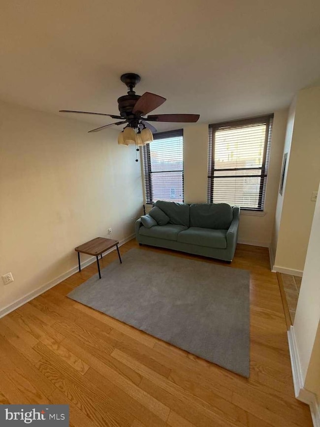 1939 Chestnut St unit 4C, Philadelphia, PA 19103 - photo 3