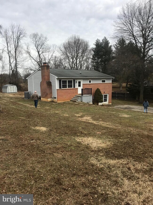 32 Scott Dr, Shepherdstown, WV 25443 - photo 7