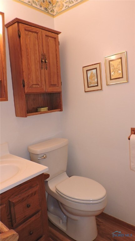 2207 Lehman Ave, Toledo, OH 43611 - photo 7