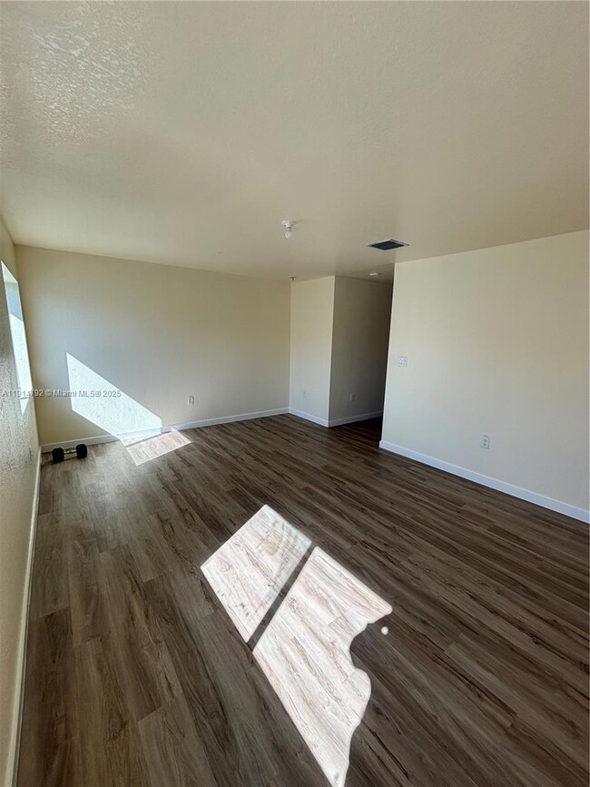 1021 NW 5th Ct unit 1021, Homestead, FL 33034 - photo 7