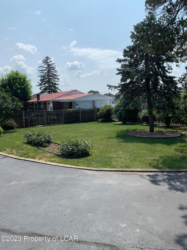 side yard