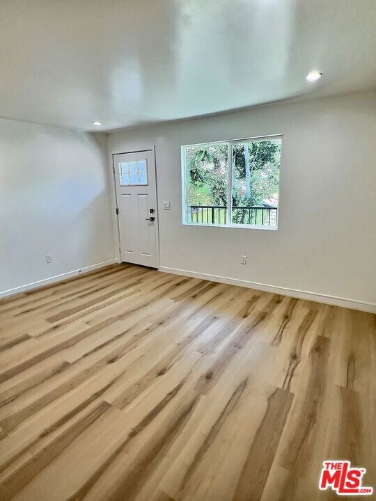 GORGOUS FLOORING