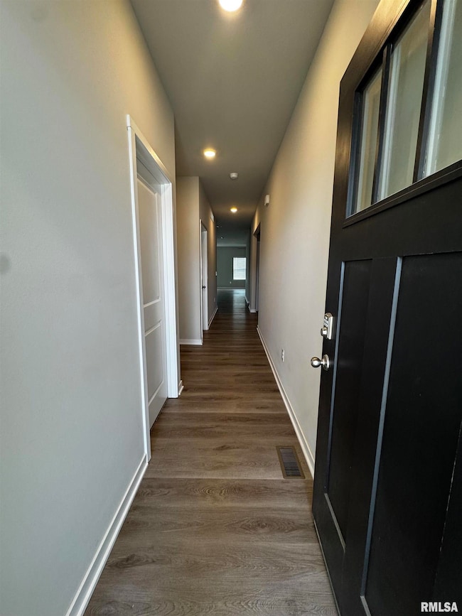 709 E Bear Dr, Tiffin, IA 52340 - photo 2