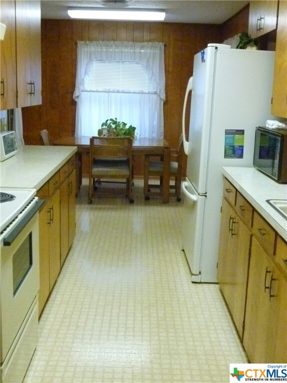 1187 Rivercrest Dr, New Braunfels, TX 78130 - photo 6