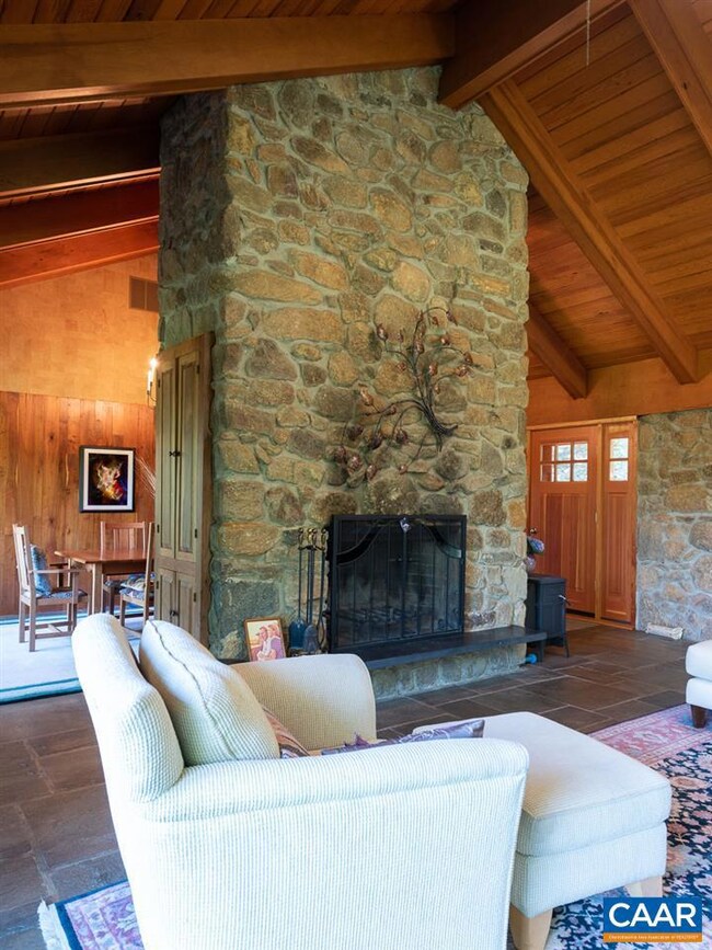 3393 Loch Brae Ln, Charlottesville, VA 22901 - photo 5