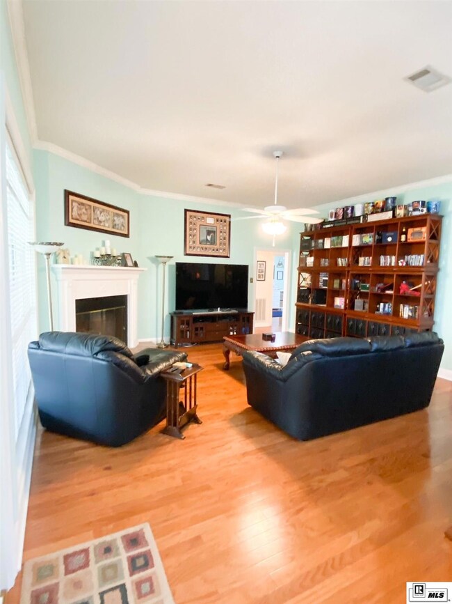 306 Mayhaw St, Monroe, LA 71203 - photo 7