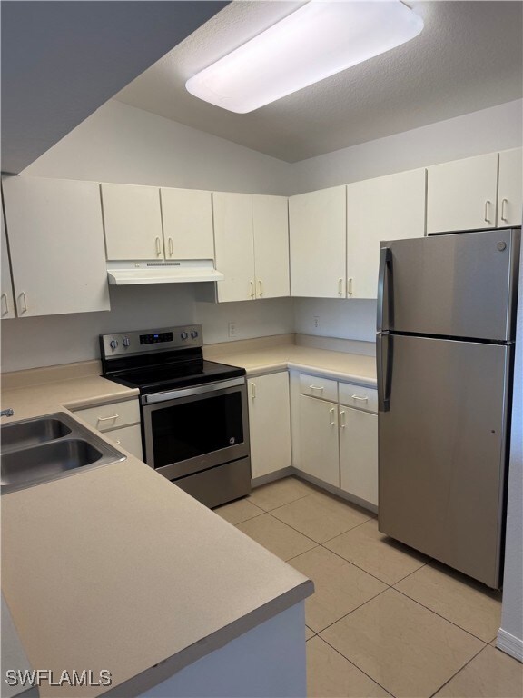 8224 Key Royal Cir unit 234, Naples, FL 34119 - photo 3