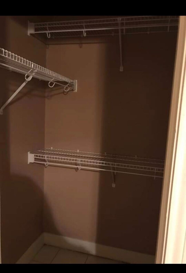 939 Dellbrook Dr, Houston, TX 77038 - photo 5