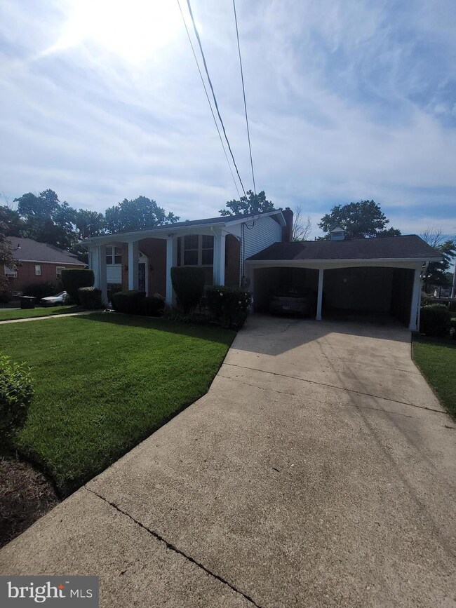 8503 Dunbar Ave, Hyattsville, MD 20785 - photo 5