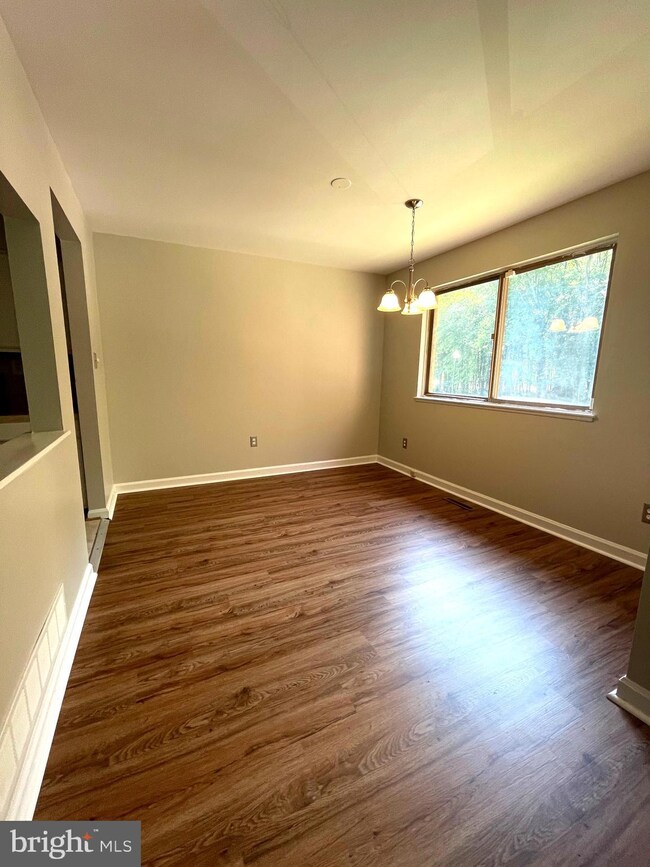 9984 Shoshone Way, Randallstown, MD 21133 - photo 3