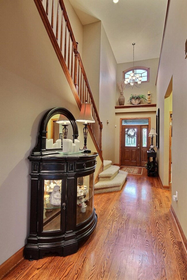 10233 Florida Ln, Crown Point, IN 46307 - photo 3