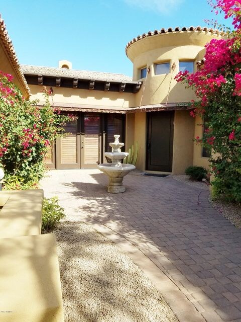 Front Entry Courtyard