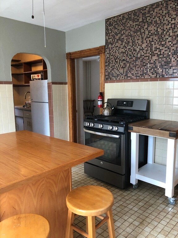 310 Broadway unit 1, Malden, MA 02148 - photo 5