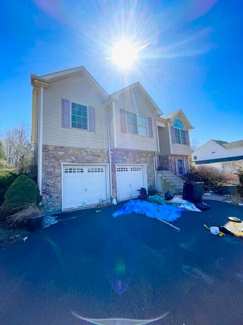 339 Autumn Ln, East Stroudsburg, PA 18301 - photo 2