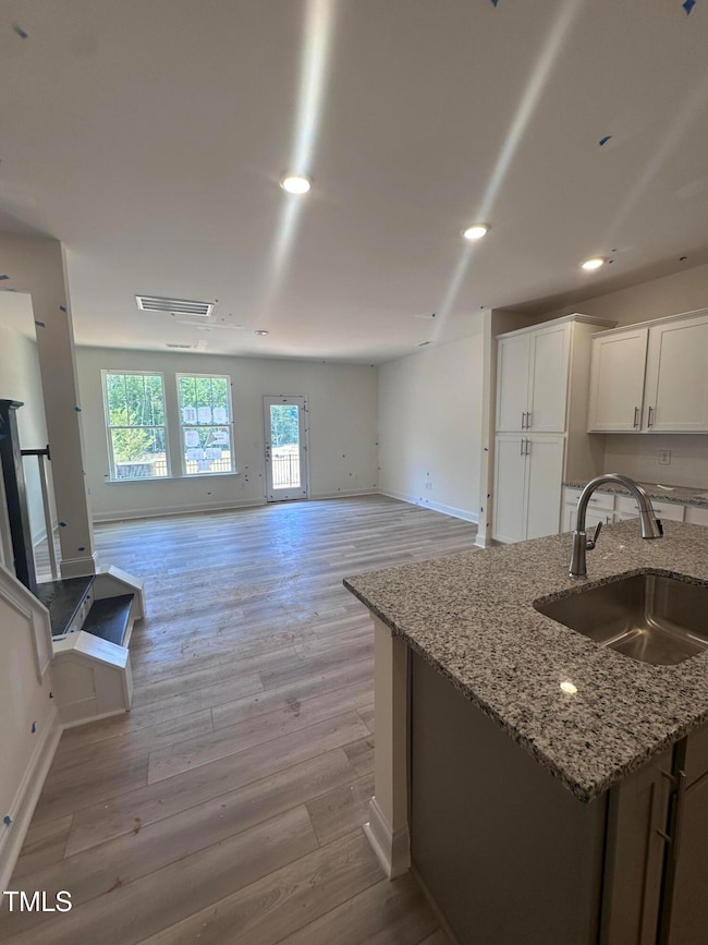 Living Room/Kitchen