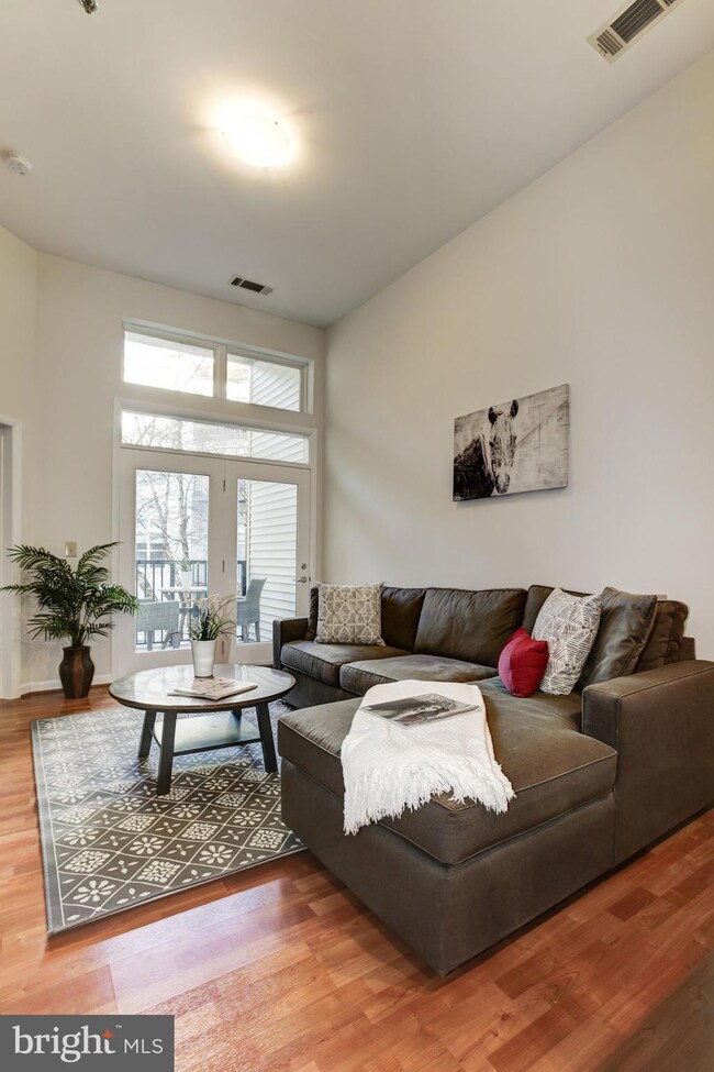 Silverton Condominiums, Silver Spring, MD 20910 - photo 6