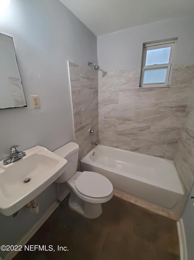 5261 Alpha Ave, Jacksonville, FL 32205 - photo 5