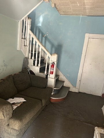 2 Otisfield St, Dorchester, MA 02121 - photo 5