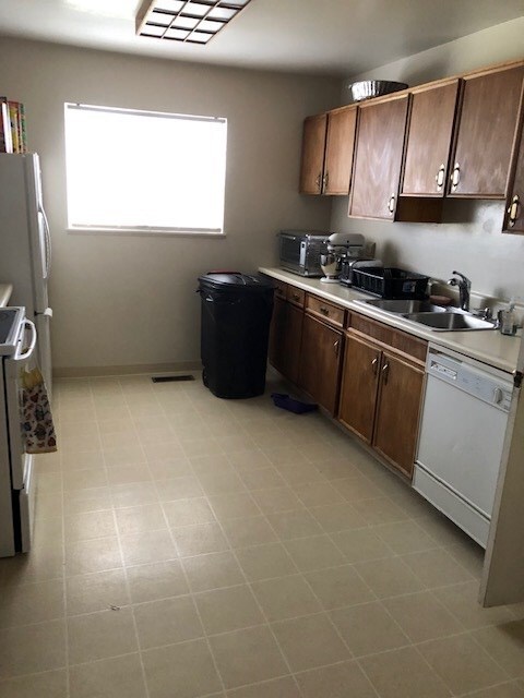 3370 Lucerne Way unit 89431, Sparks, NV 89431 - photo 2