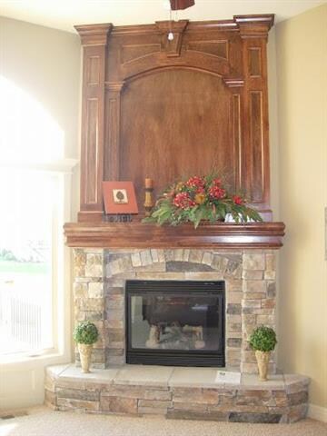 1221 Deaton Cir, Raymore, MO 64083 - photo 4