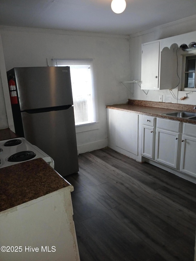 515 A McRae Kitchen