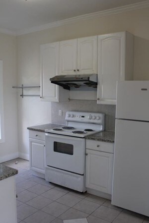 25 Paul St unit 2, Newton Center, MA 02459 - photo 3