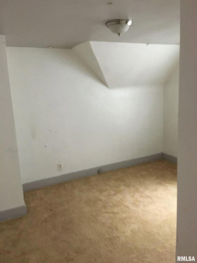 1701 2nd St, Moline, IL 61265 - photo 6