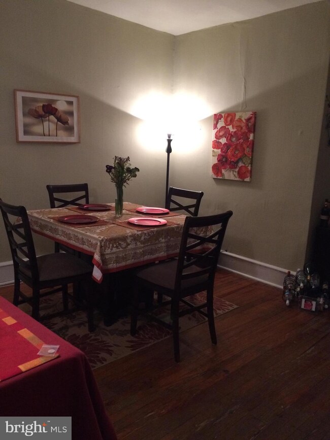 219 Kings Hwy E unit 2ND FLOOR, Haddonfield, NJ 08033 - photo 3