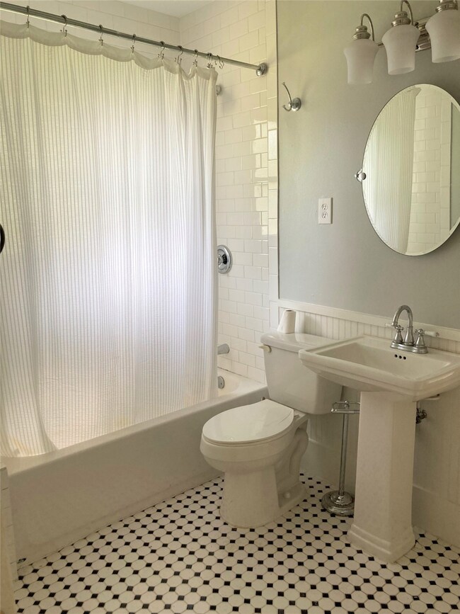 1036 Key St, Houston, TX 77009 - photo 4