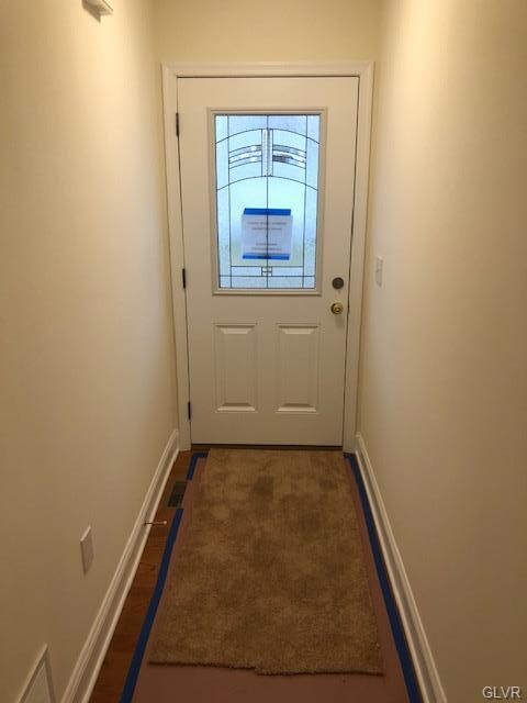 4258 Roosevelt St, Whitehall, PA 18052 - photo 2