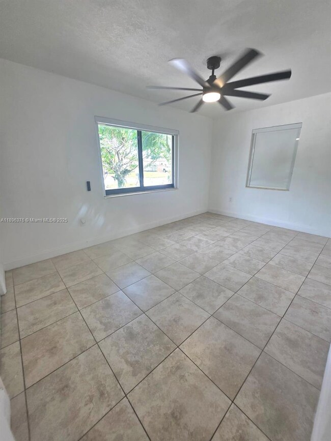 14900 NW 9th Ct, Miami, FL 33168 - photo 4