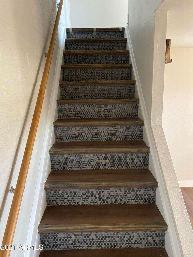 954 E Diamond Dr, Tempe, AZ 85283 - photo 7