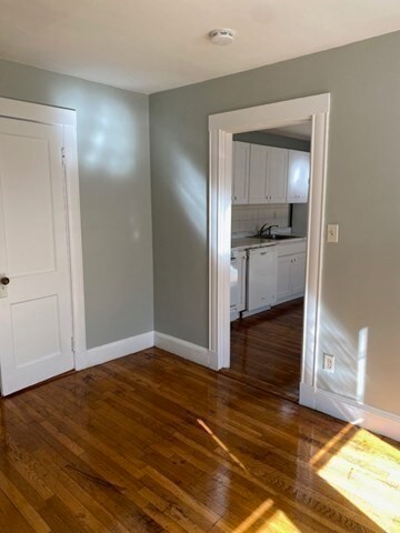 32 Roberts St unit 1, Quincy, MA 02169 - photo 5