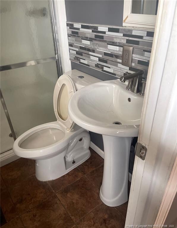 143 Ingleside Dr, Fayetteville, NC 28303 - photo 6