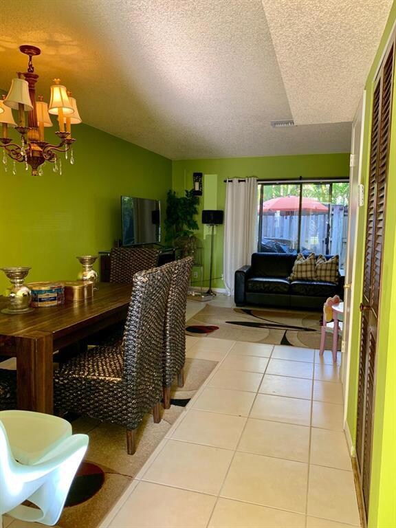 427 N Cypress 2 living dining 1