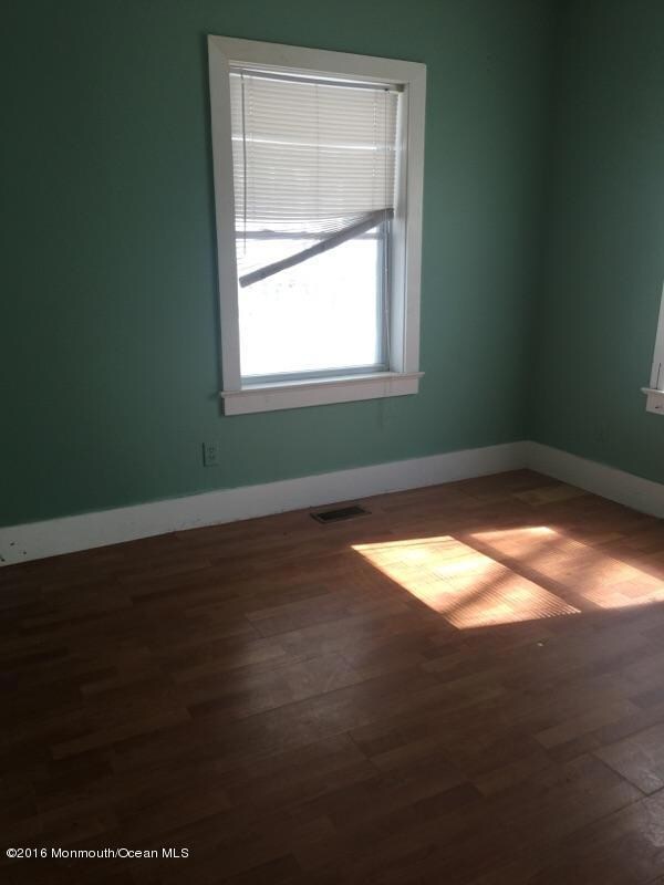1305kstreetbedroom1