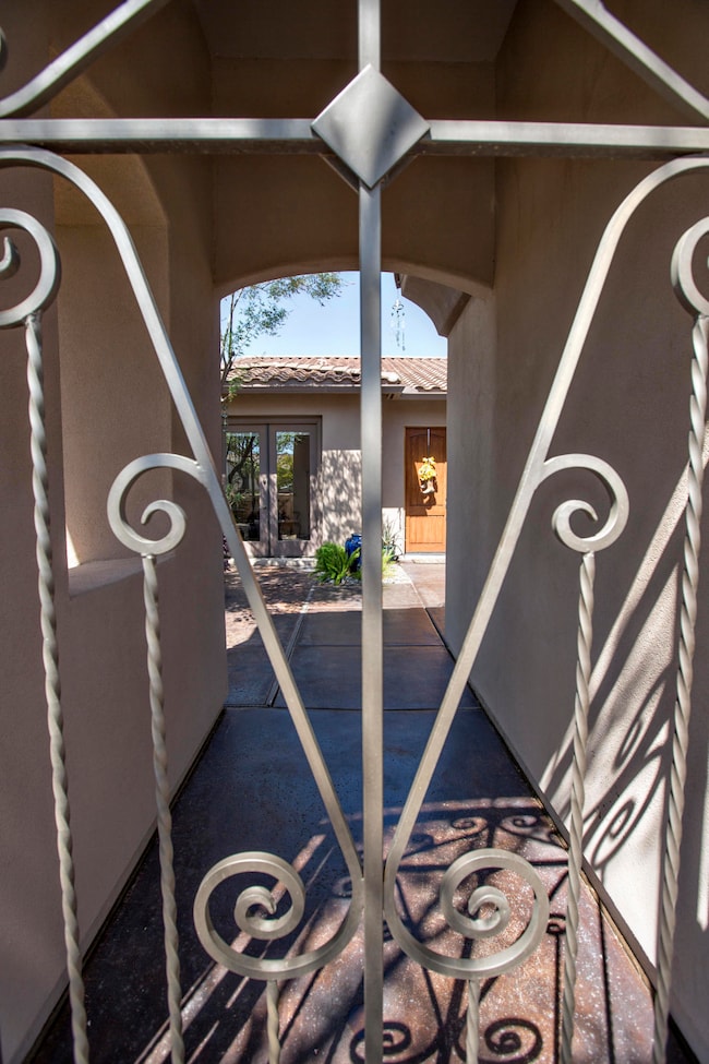 Front Gate so Elegant!