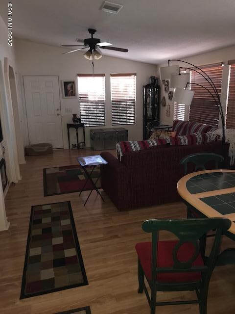 3478 Goldleaf Living Room