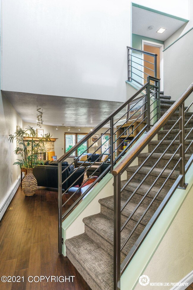 Entry_Stairway_2