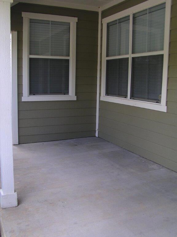 1913 Bridgeport Dr, Providence Village, TX 76227 - photo 4