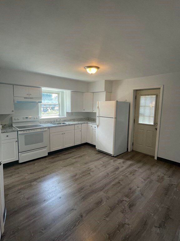 45 2nd St unit A, Lowell, MA 01850 - photo 2